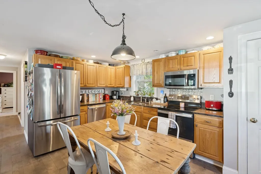 32 Robinson Street South Portland ME 04106