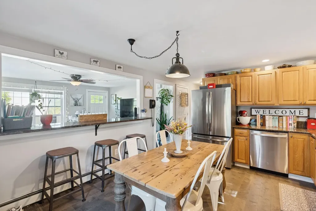 32 Robinson Street South Portland ME 04106