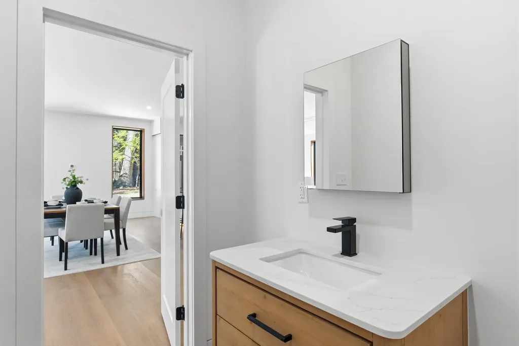 2 Woodside Meadow Road Kittery ME 03905