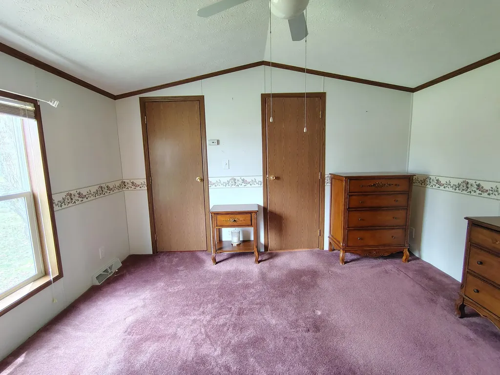 52 Hodsdon Lane Jefferson ME 04348
