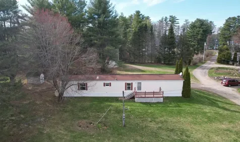 52 Hodsdon Lane Jefferson ME 04348