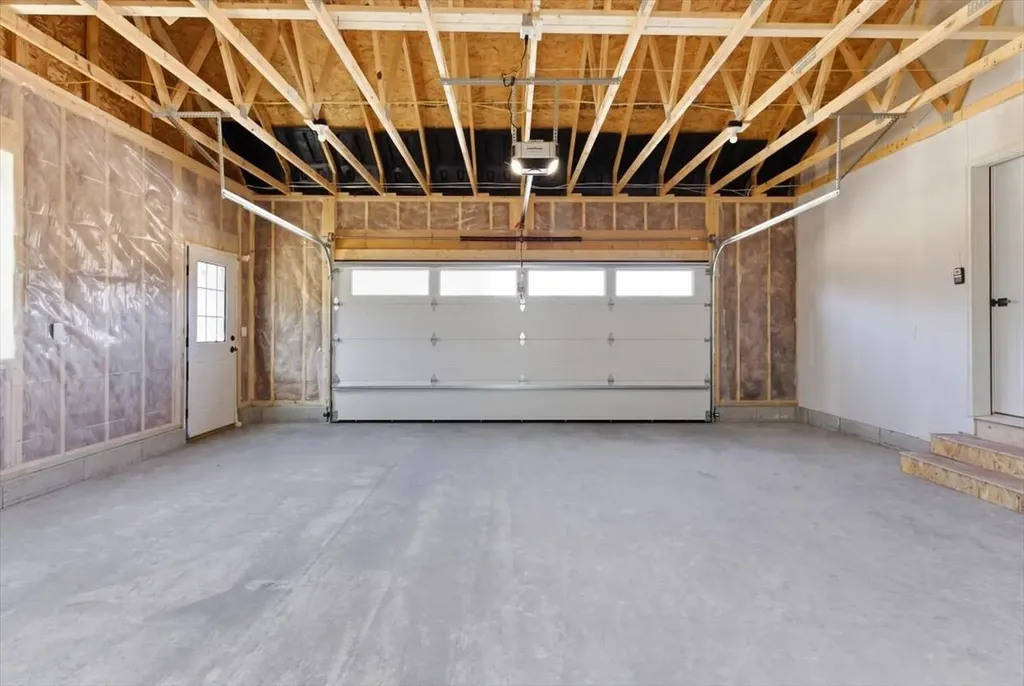 10 Meadow Lane Oxford ME 04270