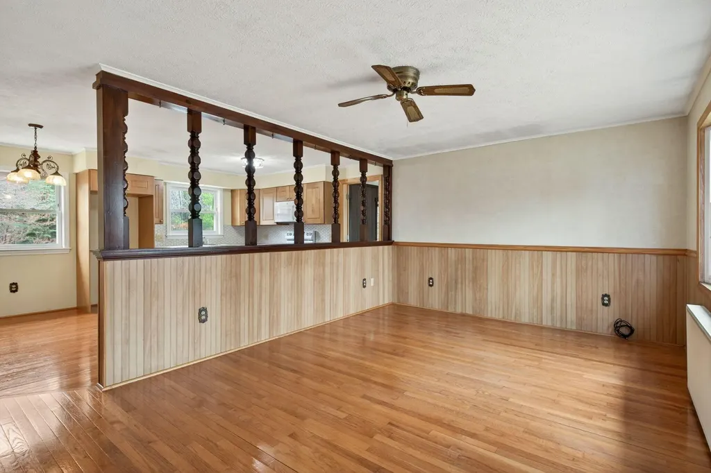 114 Stanley Road Sanford ME 04083
