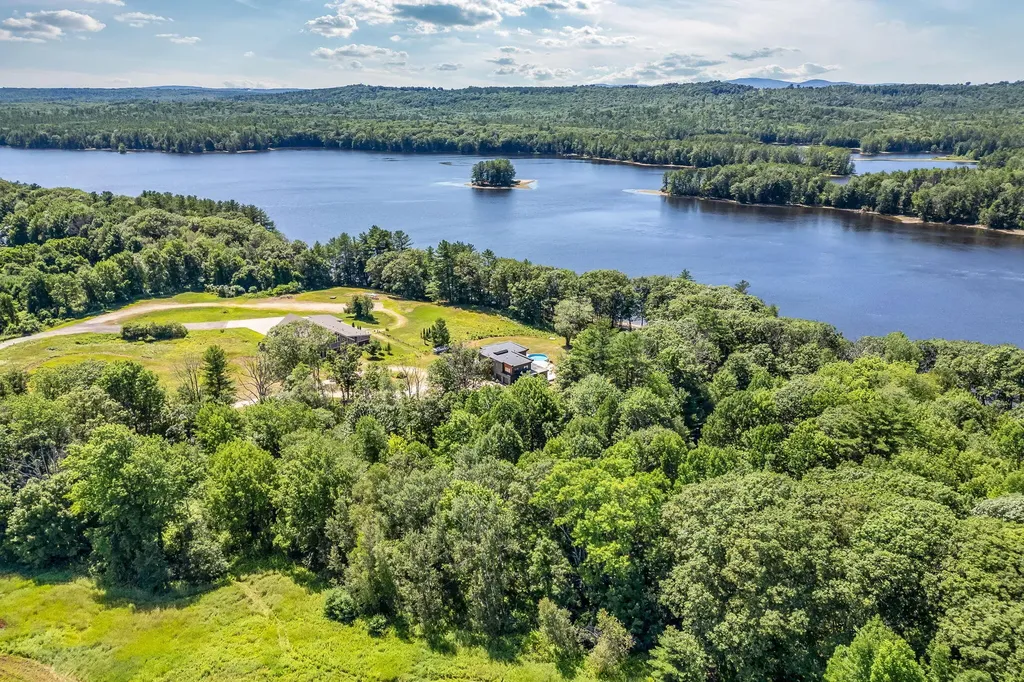 764 N River Road Greene ME 04236
