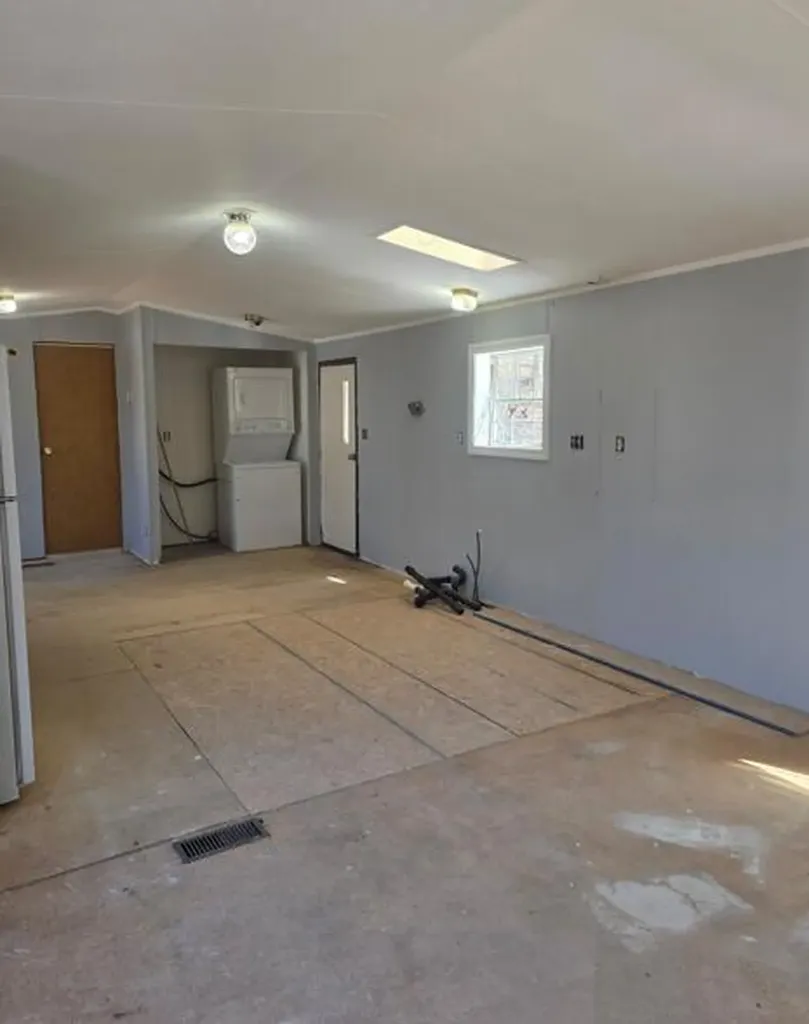 62 Squire Court Winthrop ME 04364