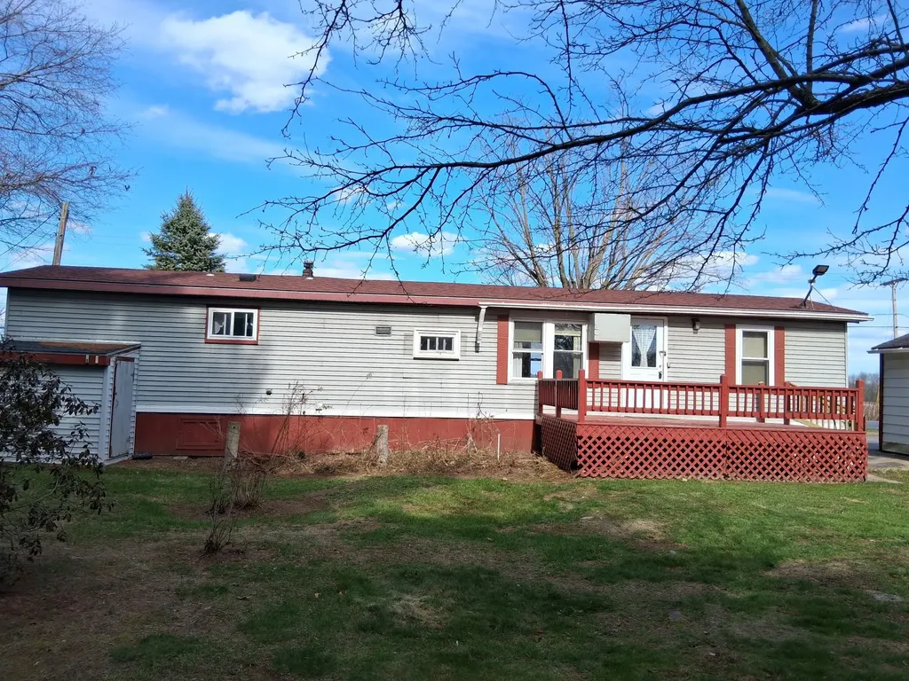 656 River Road Benton ME 04901
