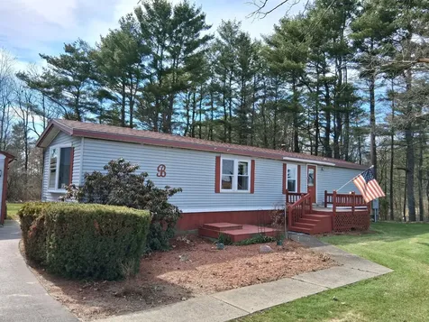 656 River Road Benton ME 04901