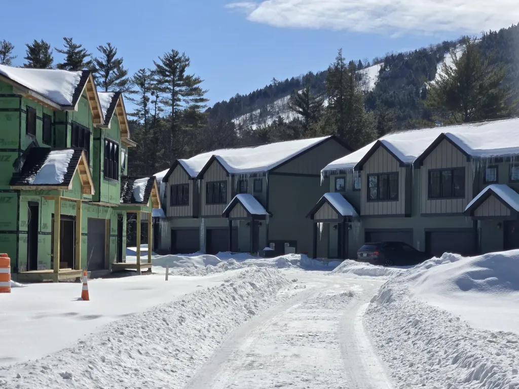 Unit 2 Mountain Road Bridgton ME 04009