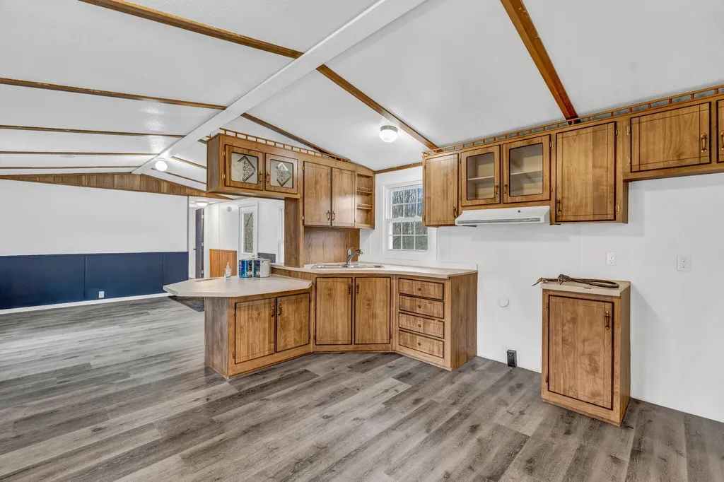 51 Pooler Avenue Skowhegan ME 04976