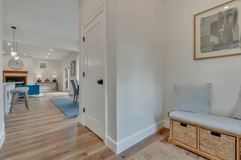43 Middle Road Falmouth ME 04105