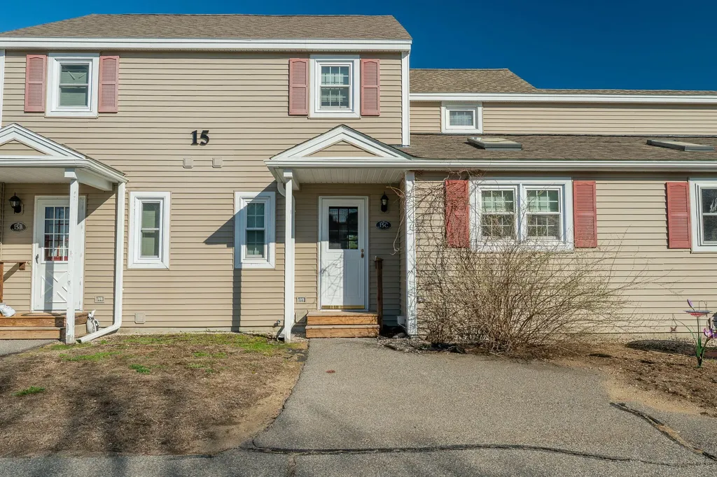 15 Meadow Drive North Berwick ME 03906