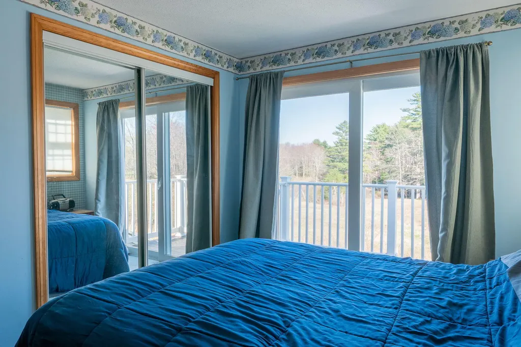15 Meadow Drive North Berwick ME 03906