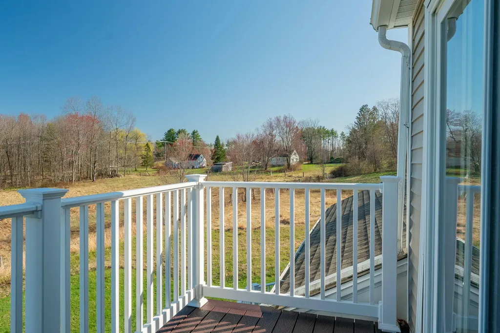 15 Meadow Drive North Berwick ME 03906