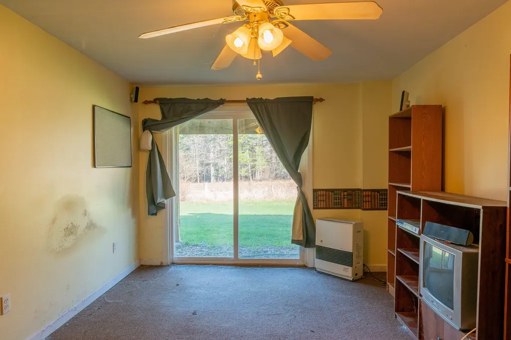 15 Meadow Drive North Berwick ME 03906