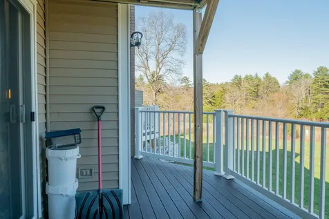 15 Meadow Drive North Berwick ME 03906