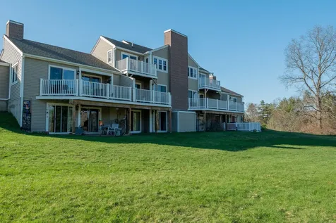 15 Meadow Drive North Berwick ME 03906