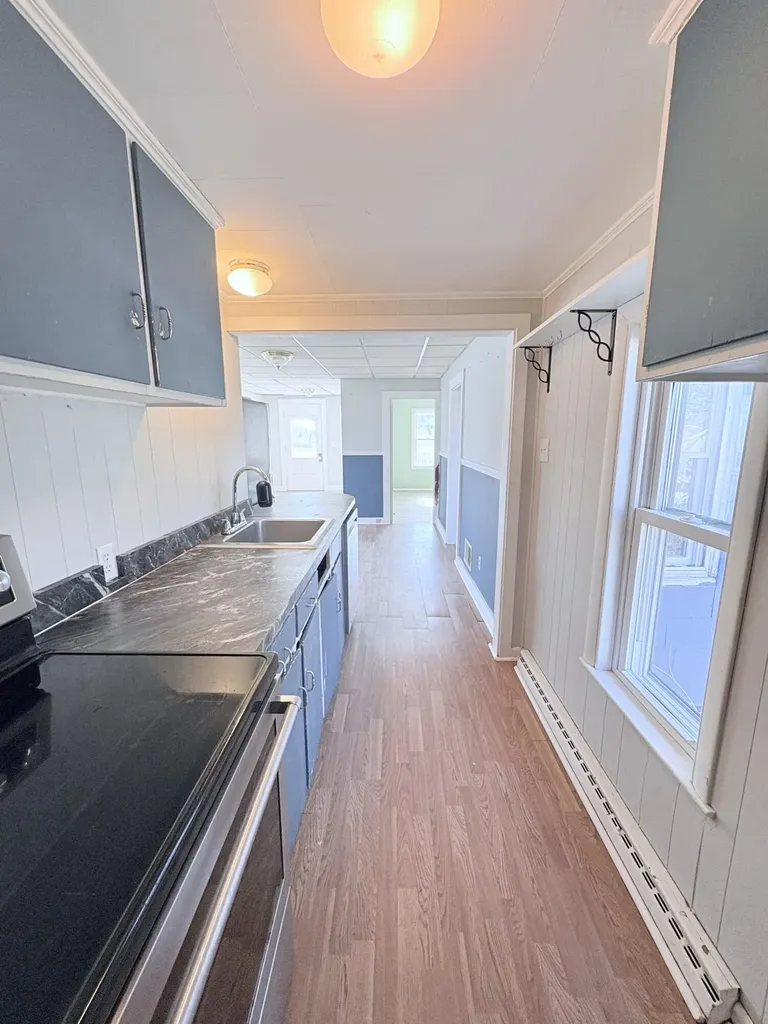 5 Ralph Avenue Lewiston ME 04240