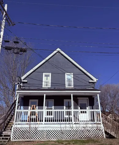 5 Ralph Avenue Lewiston ME 04240