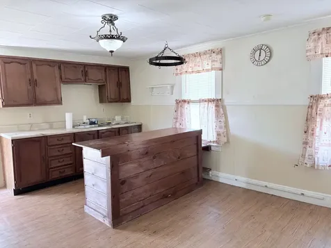 5 Ralph Avenue Lewiston ME 04240
