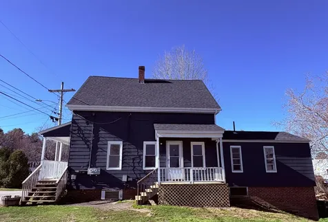 5 Ralph Avenue Lewiston ME 04240
