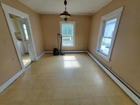 17 Summer Street Dover-foxcroft ME 04426