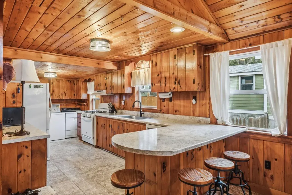 17 Qualey Road Gray ME 04039