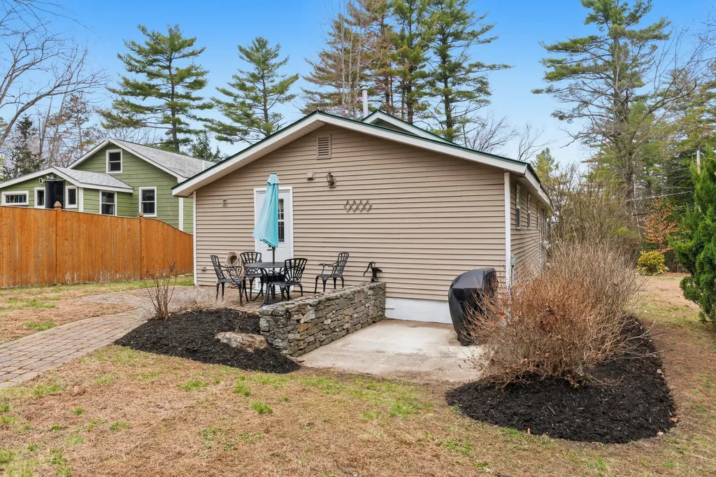 17 Qualey Road Gray ME 04039