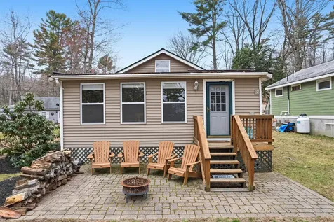 17 Qualey Road Gray ME 04039