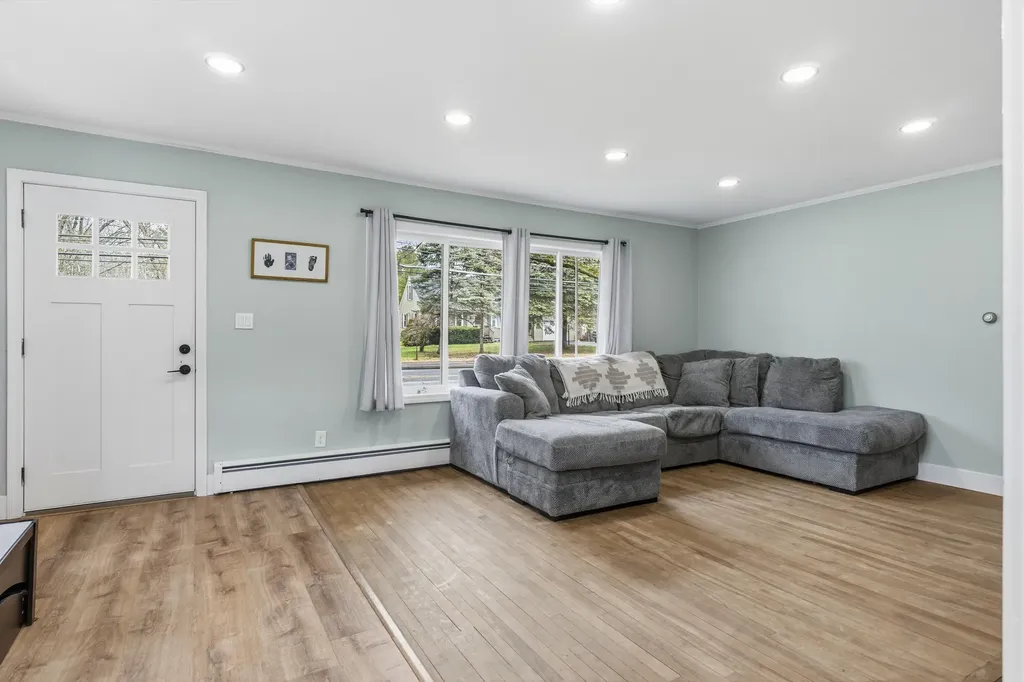 78 W River Road Waterville ME 04901