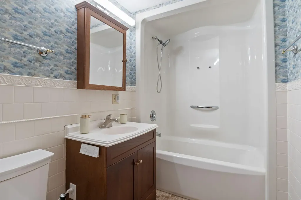 50 Old Icehouse Road Waterboro ME 04087