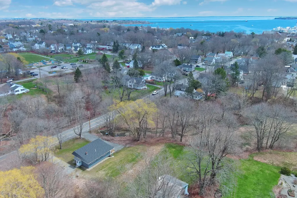120 Rankin Street Rockland ME 04841