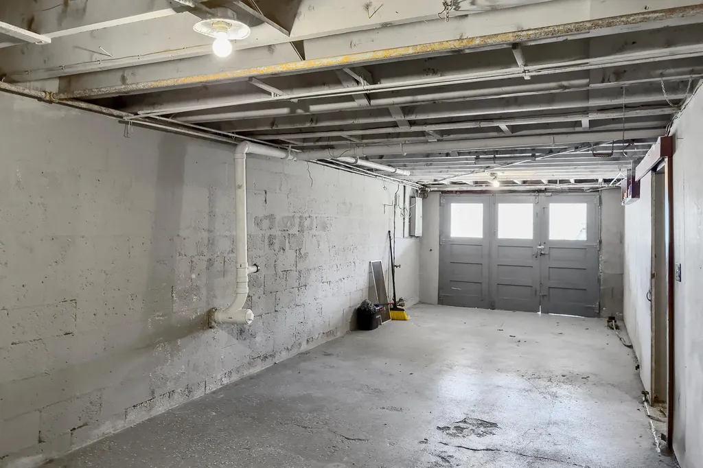120 Rankin Street Rockland ME 04841