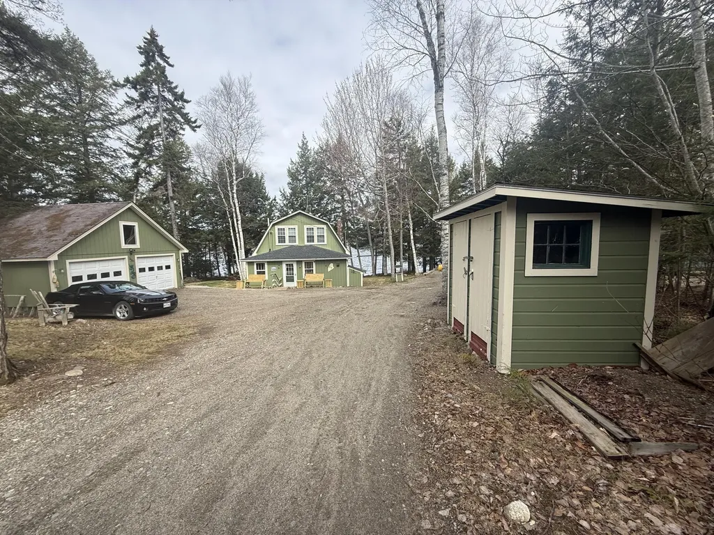 64 Ludden Lane Lincoln ME 04457