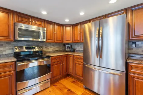 20 Spring Cove Lane Gardiner ME 04345