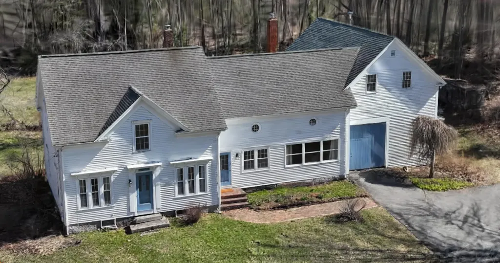 117 Blackstrap Road Falmouth ME 04105