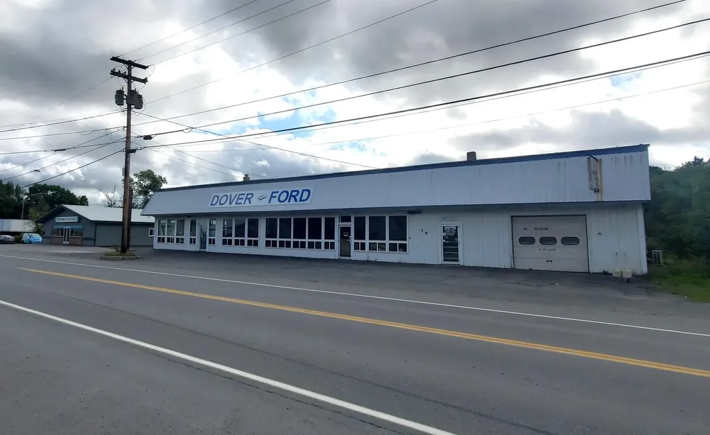 19 Summer Street Dover-foxcroft ME 04426