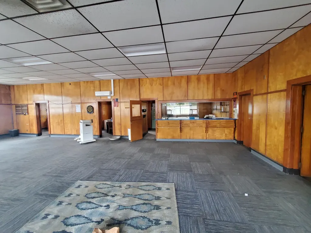 19 Summer Street Dover-foxcroft ME 04426
