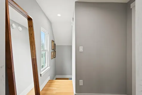 12 Winthrop Street Portland ME 04101