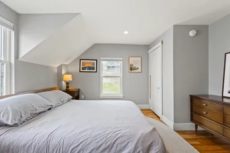 12 Winthrop Street Portland ME 04101