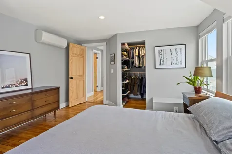 12 Winthrop Street Portland ME 04101