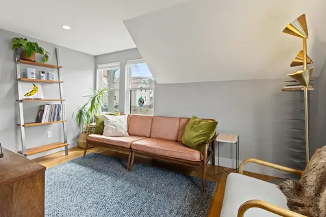 12 Winthrop Street Portland ME 04101