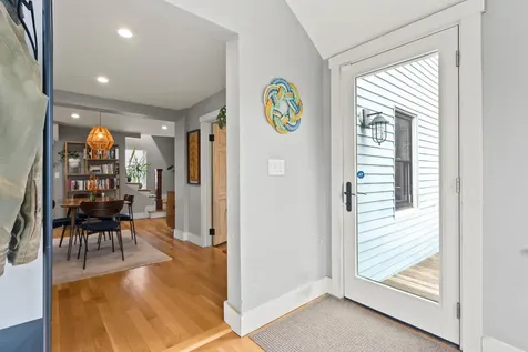 12 Winthrop Street Portland ME 04101