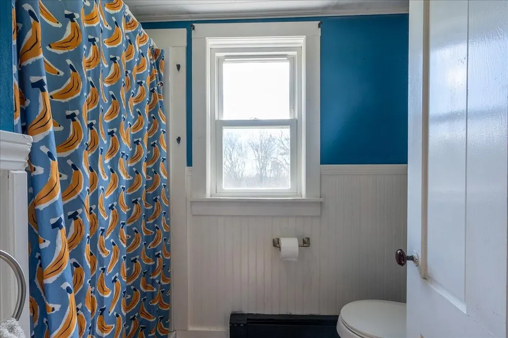 130-132 Center Street Nobleboro ME 04555