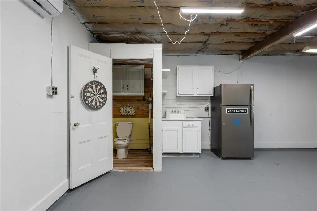 130-132 Center Street Nobleboro ME 04555