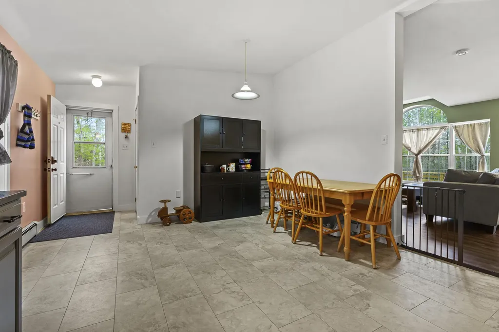 116 Evergreen Estates Road Nobleboro ME 04555