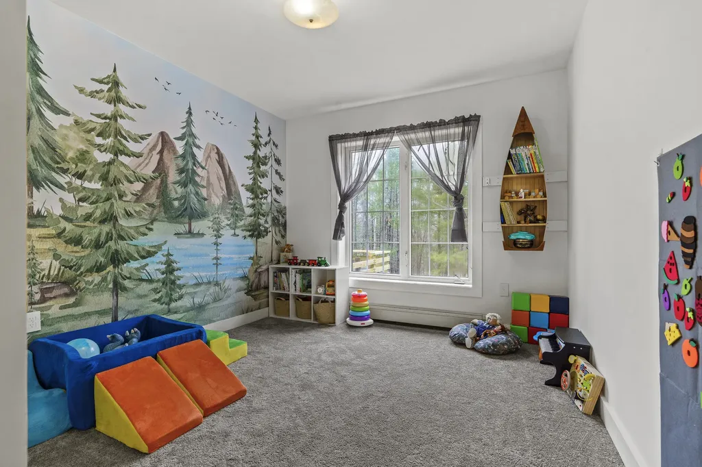 116 Evergreen Estates Road Nobleboro ME 04555