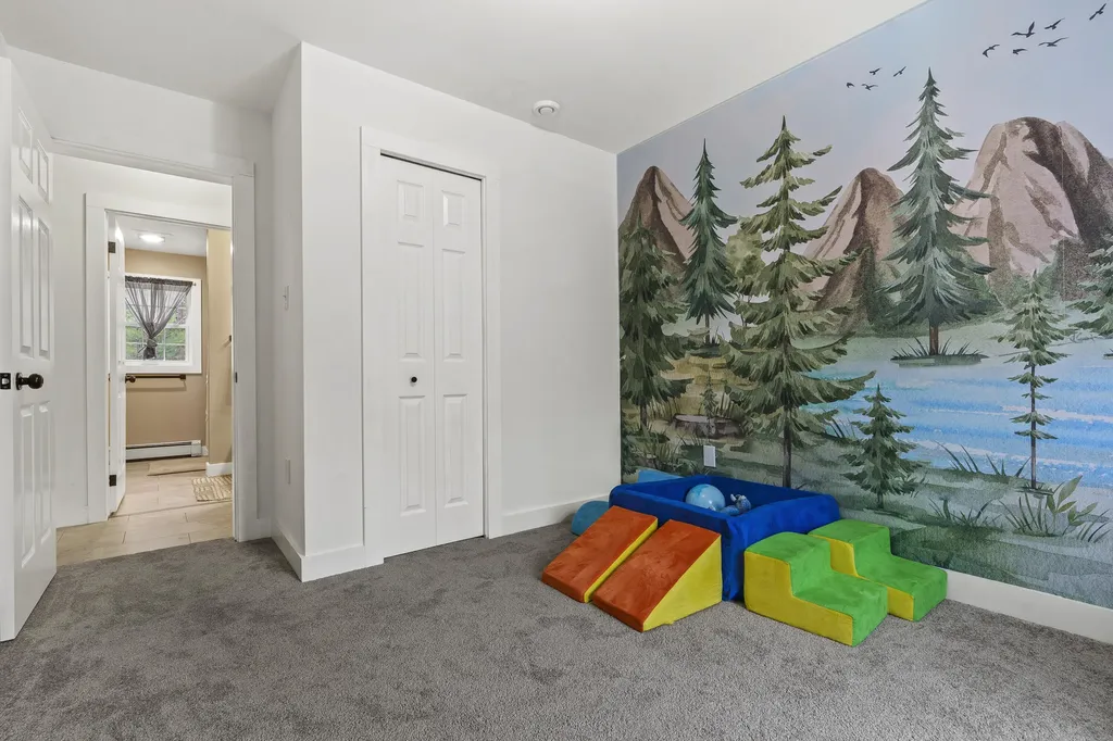 116 Evergreen Estates Road Nobleboro ME 04555