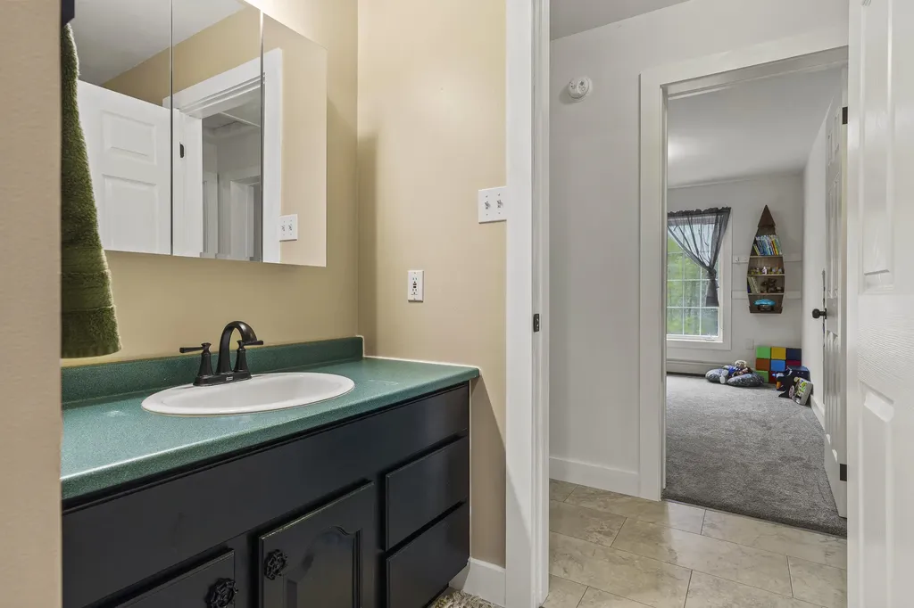 116 Evergreen Estates Road Nobleboro ME 04555