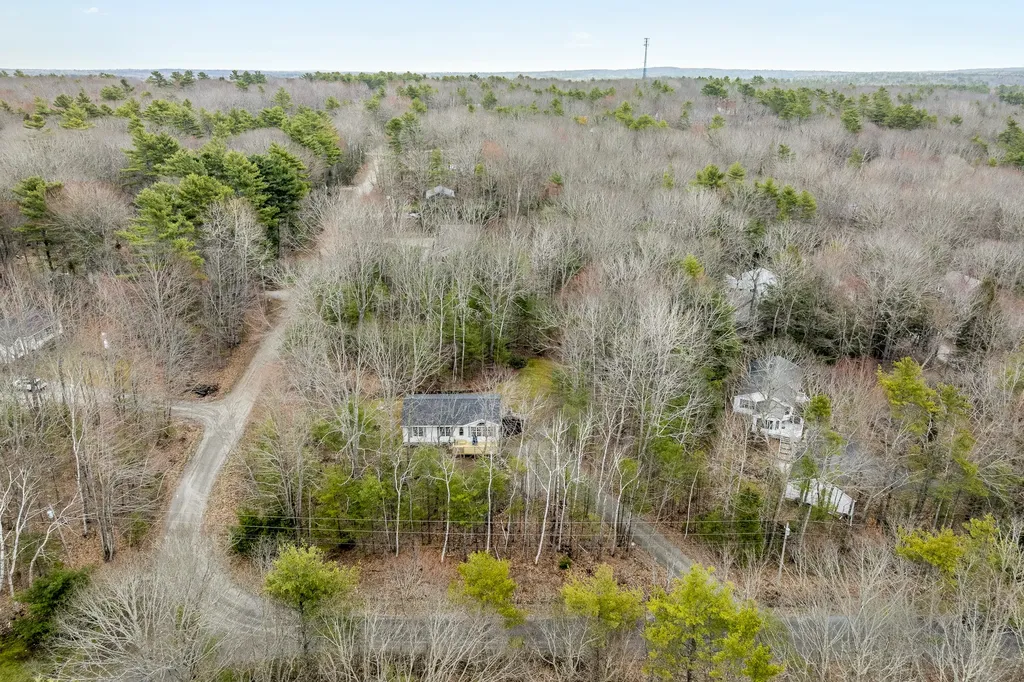 116 Evergreen Estates Road Nobleboro ME 04555