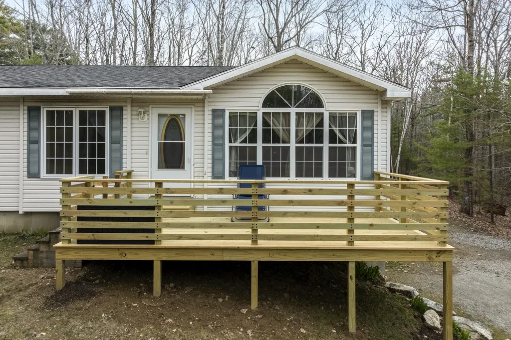 116 Evergreen Estates Road Nobleboro ME 04555